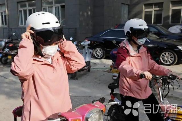 頭盔火了!最好買有這種標志的巨高專業頭盔模具加工中心850plus(圖5) 頭盔火了!最好買有這種標志的...